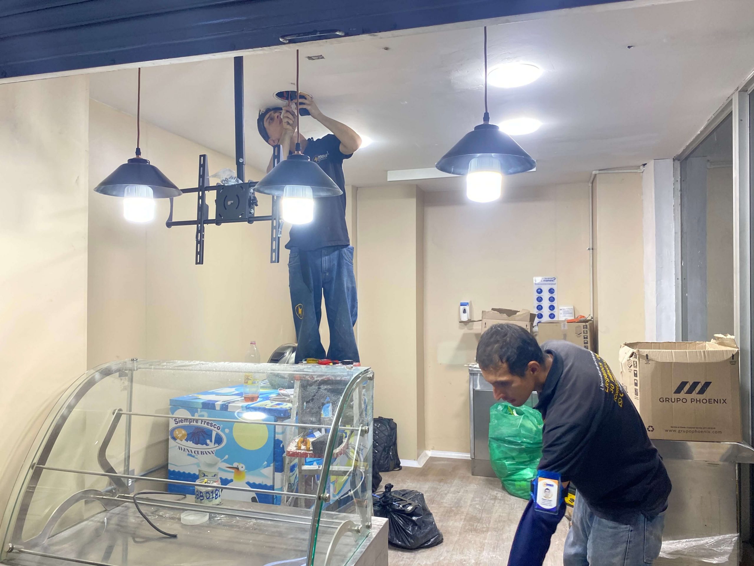 servicio técnico eléctrico a domicilio de electricista en Itagüí Antioquia